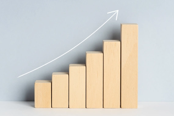Universal life insurance growth shown with illustration